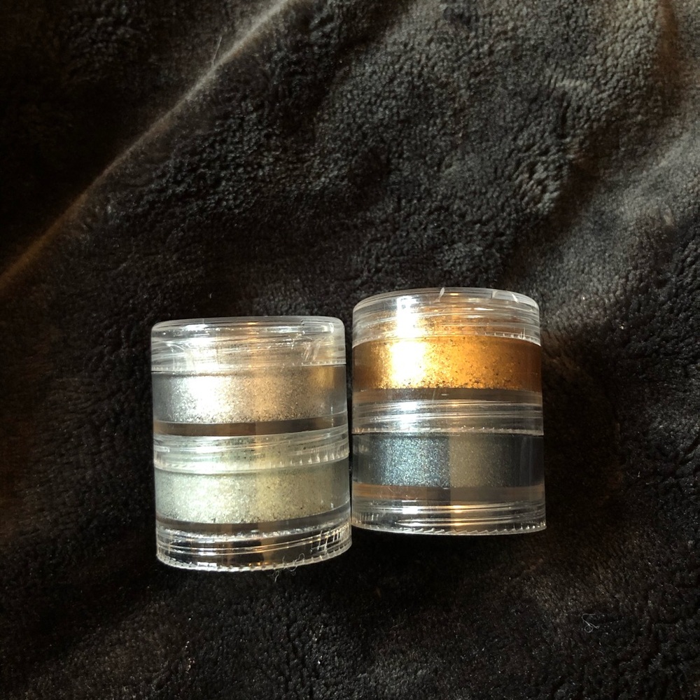 MAC Crushed Metallic Pigment Stack-Surf The Ocean